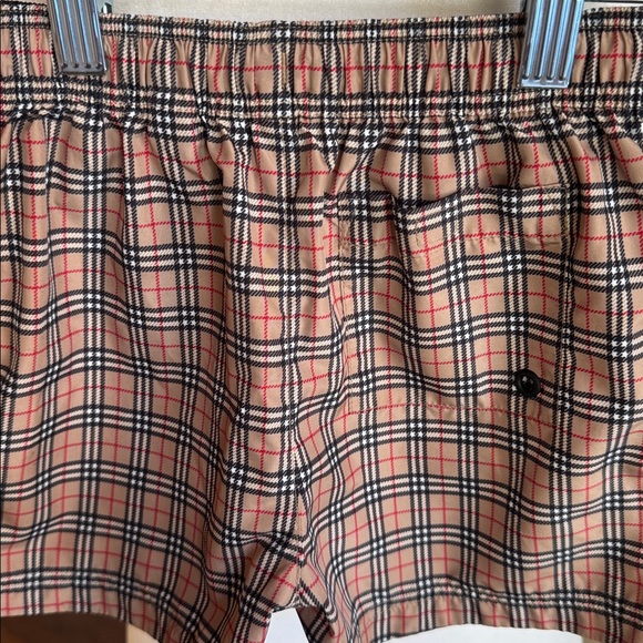 Burberry- Boys Vintage Beige, Black & Red Checkered Swim Shorts Trunks - Size:2T - Picture 5 of 6